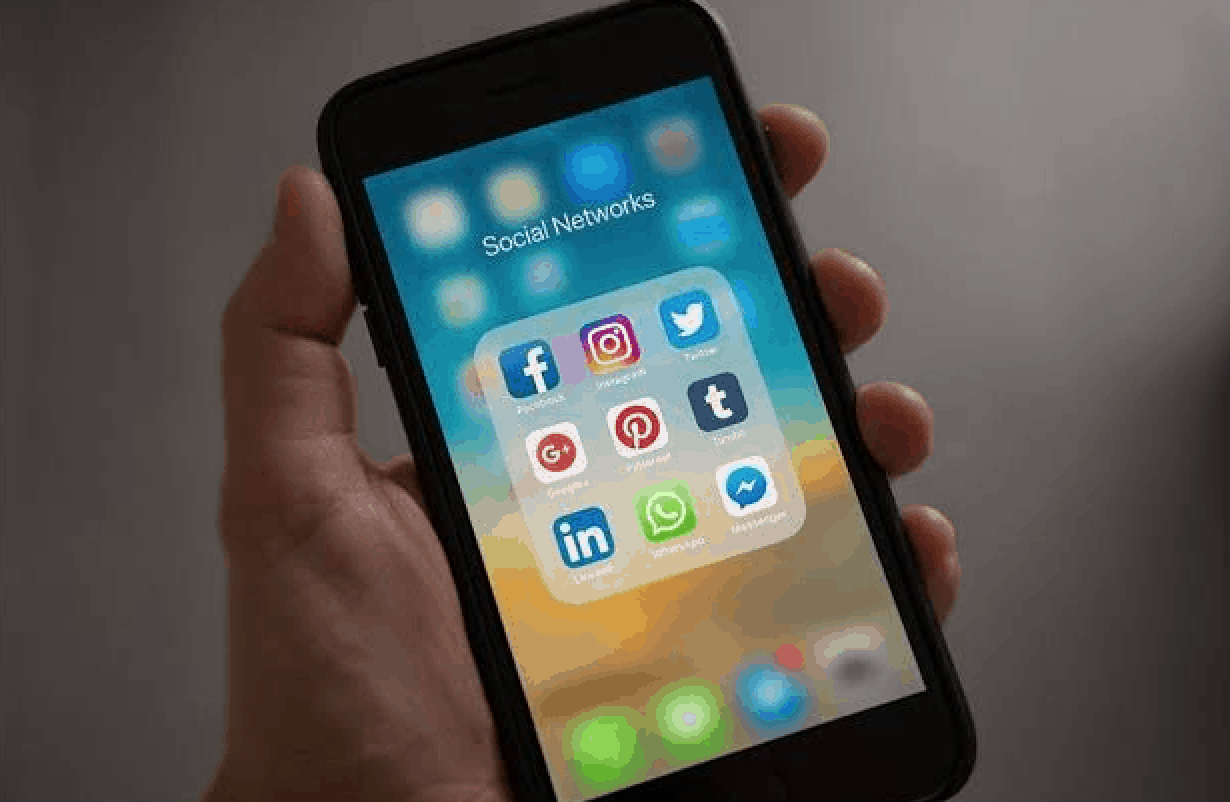 4 Creative Ways to Reach Into Your Online Community