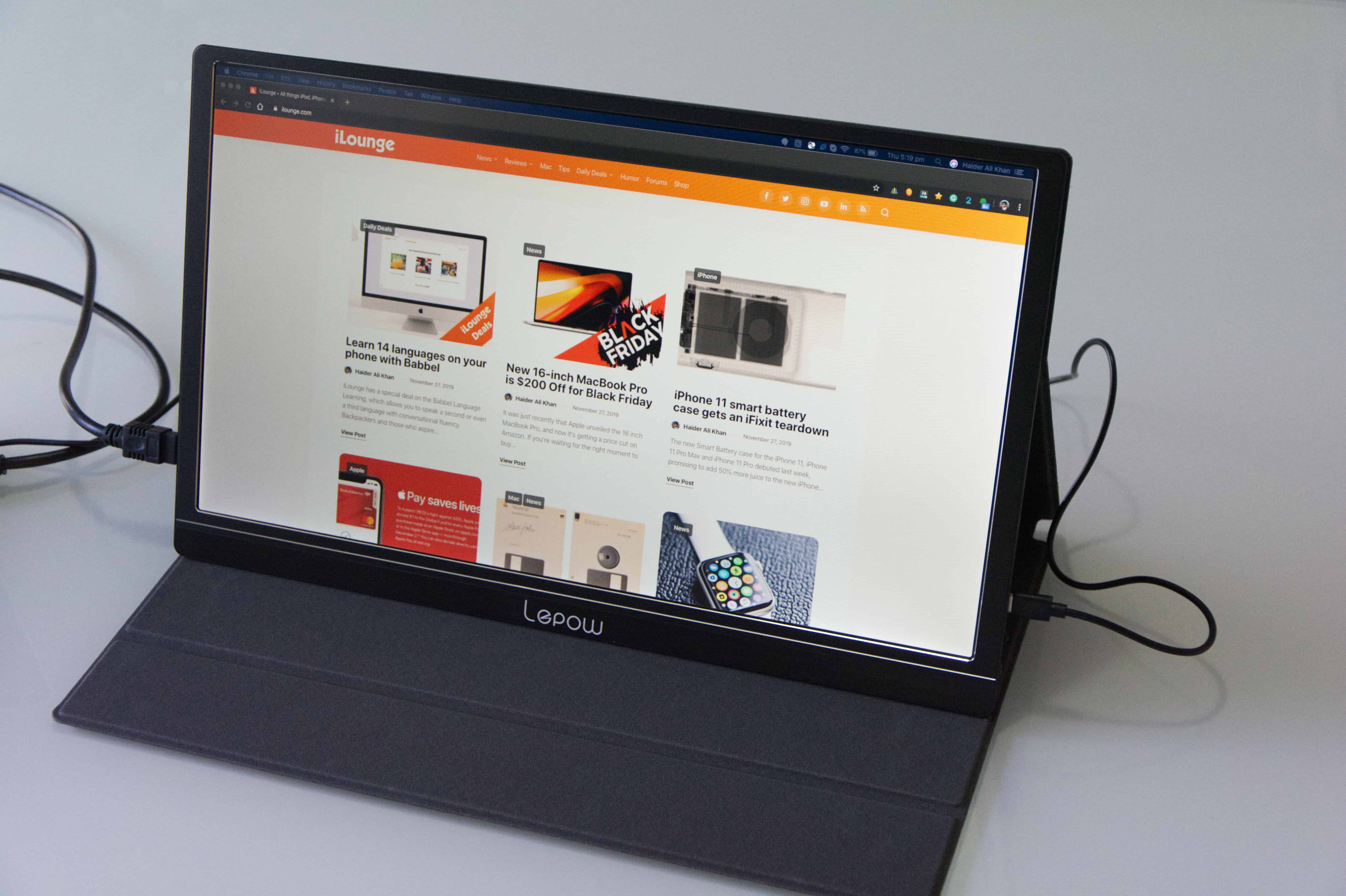 This is how the Lepow portable monitor looks like.