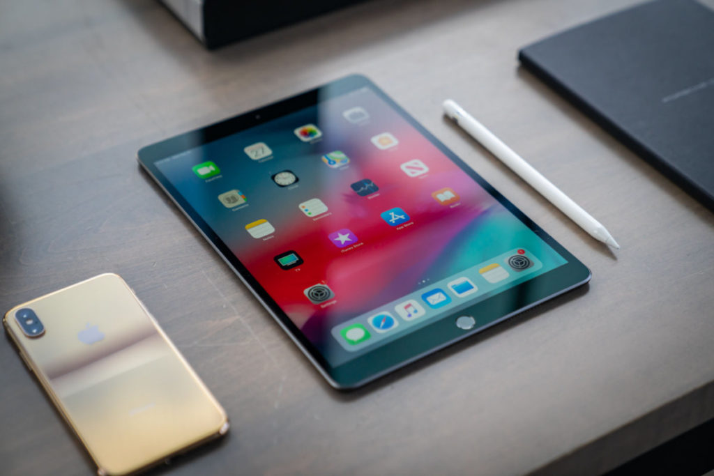 When will Apple bring FaceID to the iPad Air?