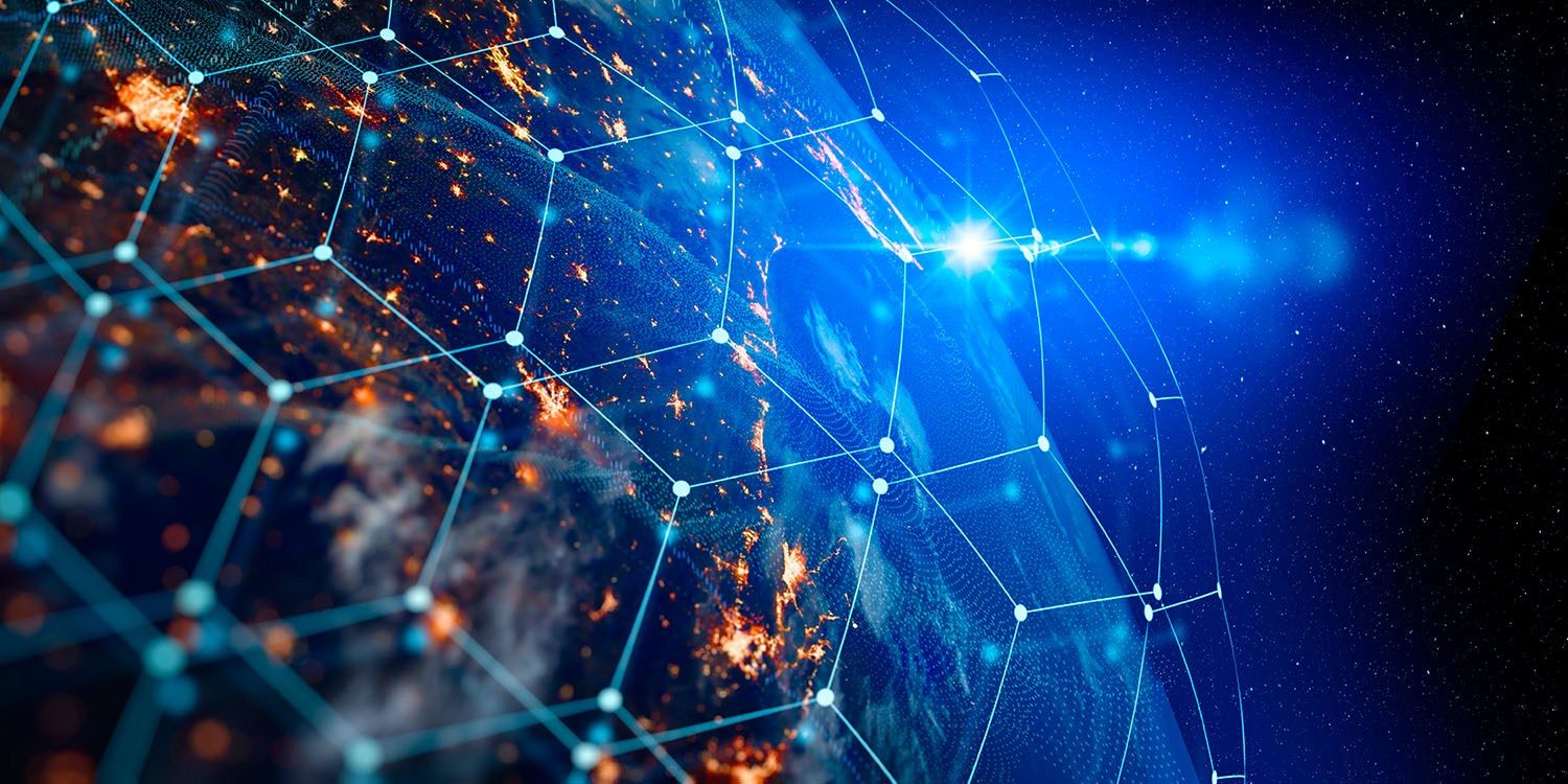 Apple Assembles Team to Make iPhone Beaming Technology