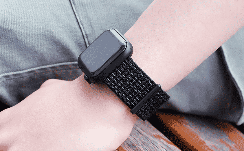 This is the Nylon Band for 44mm and 40mm Apple Watch Series 5.