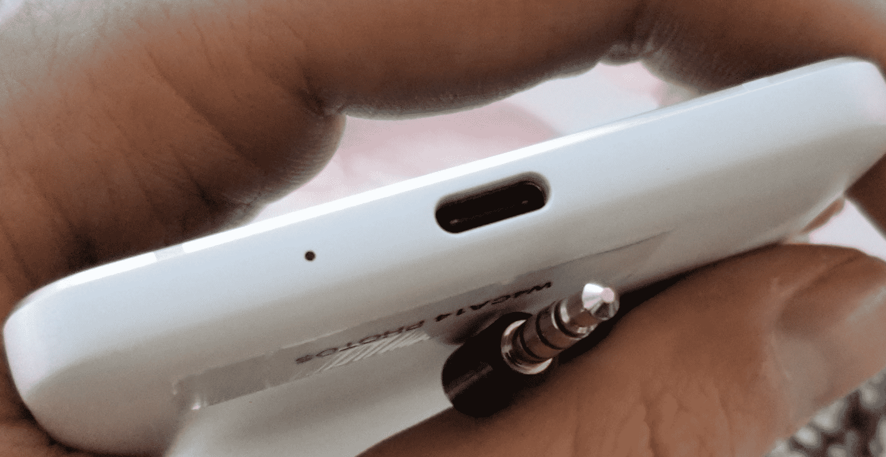 Did Apple Make A Mistake Removing The Headphone Jack From Their Latest iPhones?