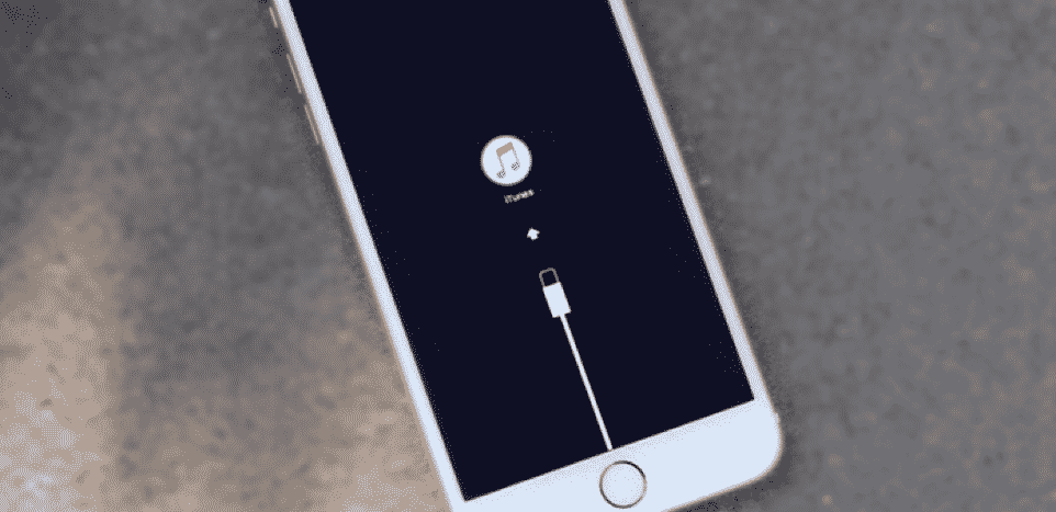 A close up of a computer
Description automatically generated