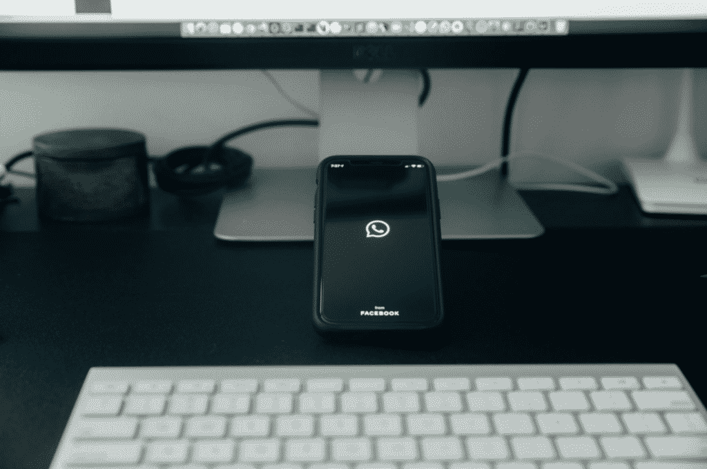How to Read Someone’s WhatsApp Messages without Their Phone