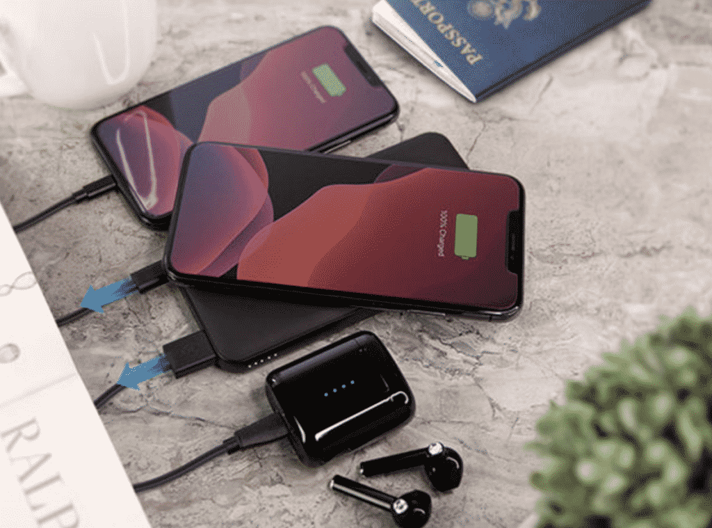 Naztech 2in1 Charging Dock with the new iPhone