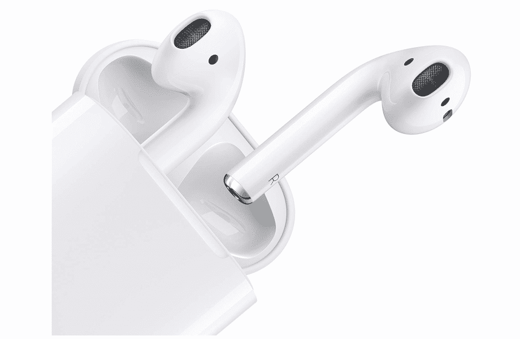 Apple AirPods with Charging Case
