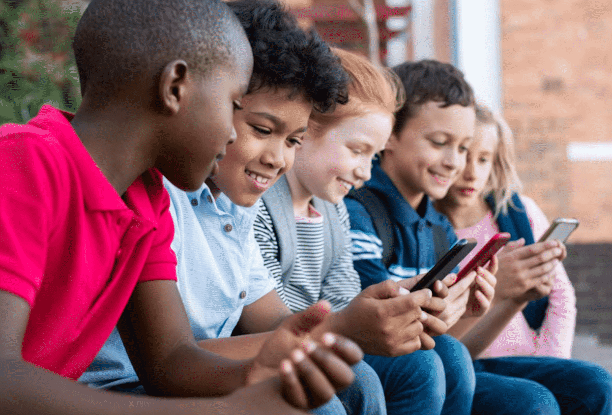 How Spy App Can Assist Parents Monitor Their Kid's Android And iPad Usage