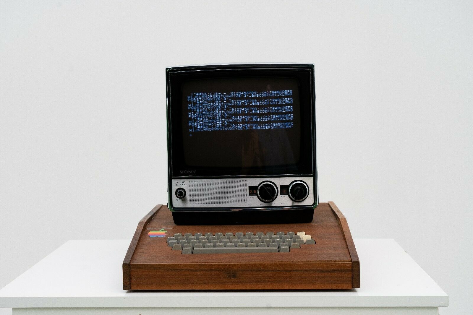 Apple-1 eBay listing