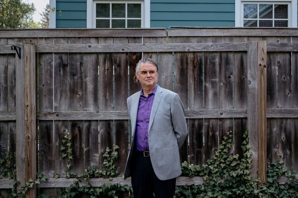 Apple was warned about doing business in China