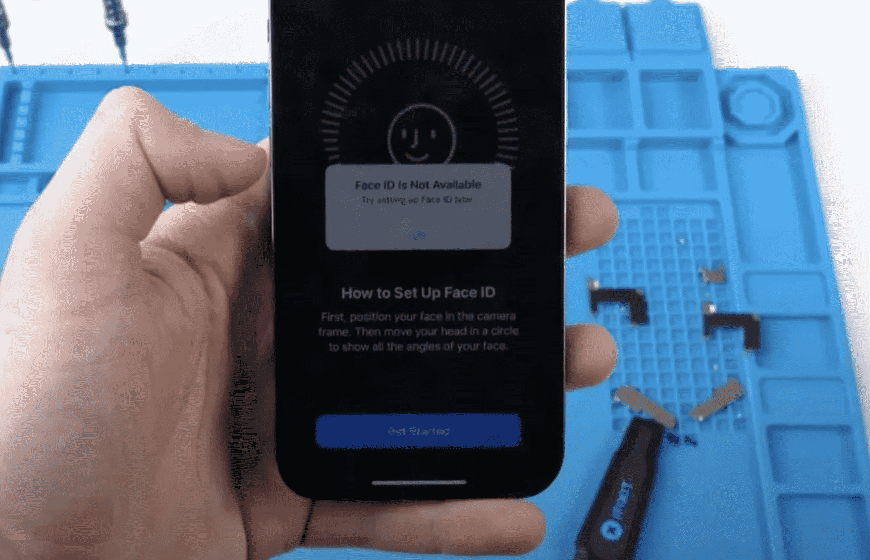 iPhone 13’s screen