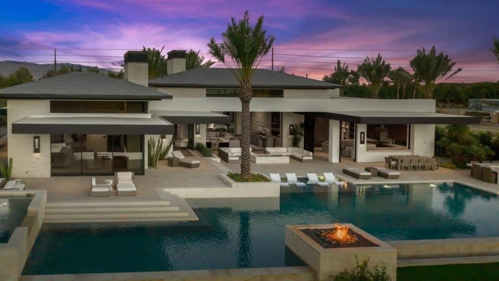 Apple CEO Tim Cook purchases a lavish villa in California