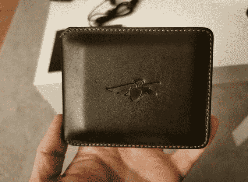 10 Innovative Smart Men Wallets for 2021