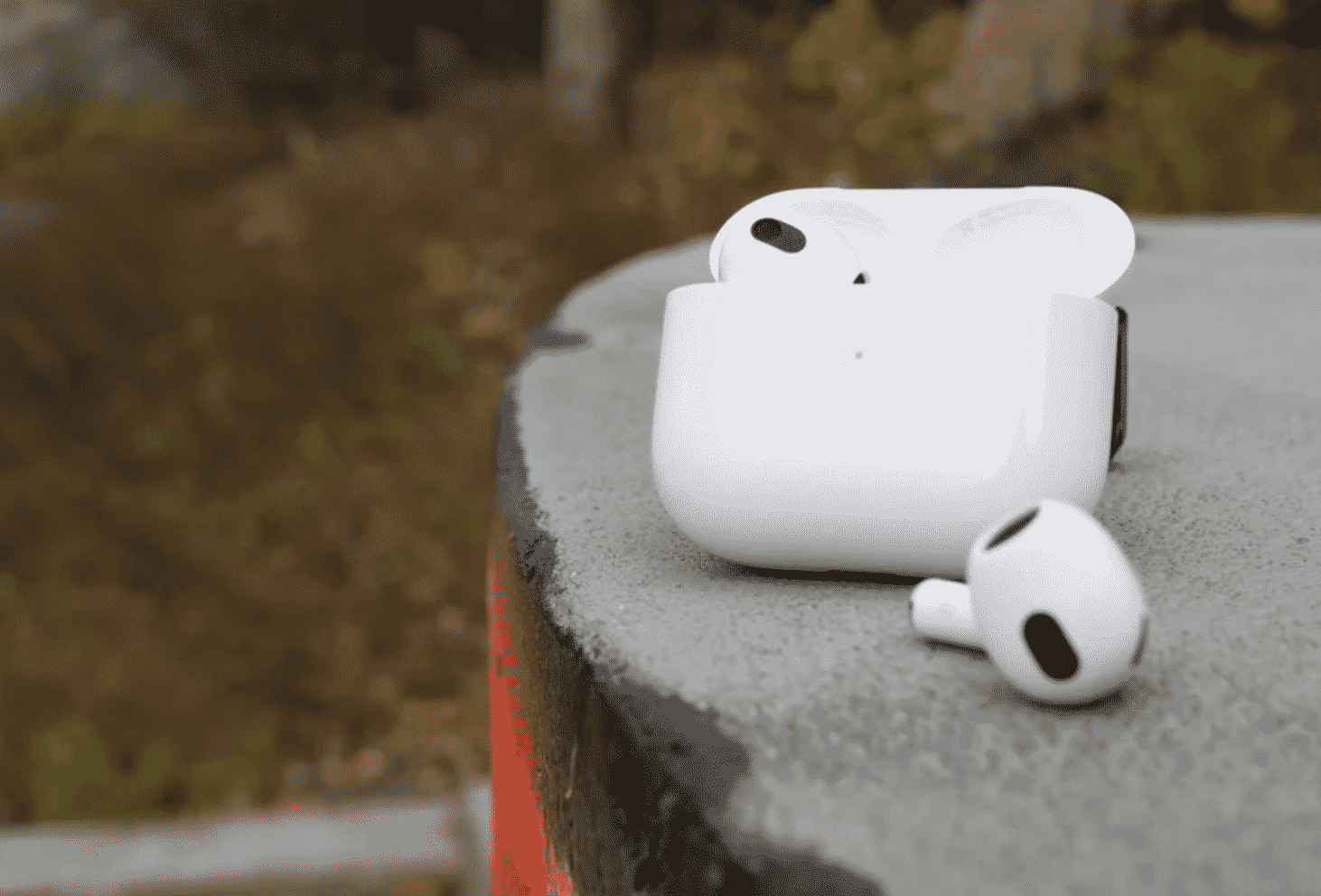 AirPods