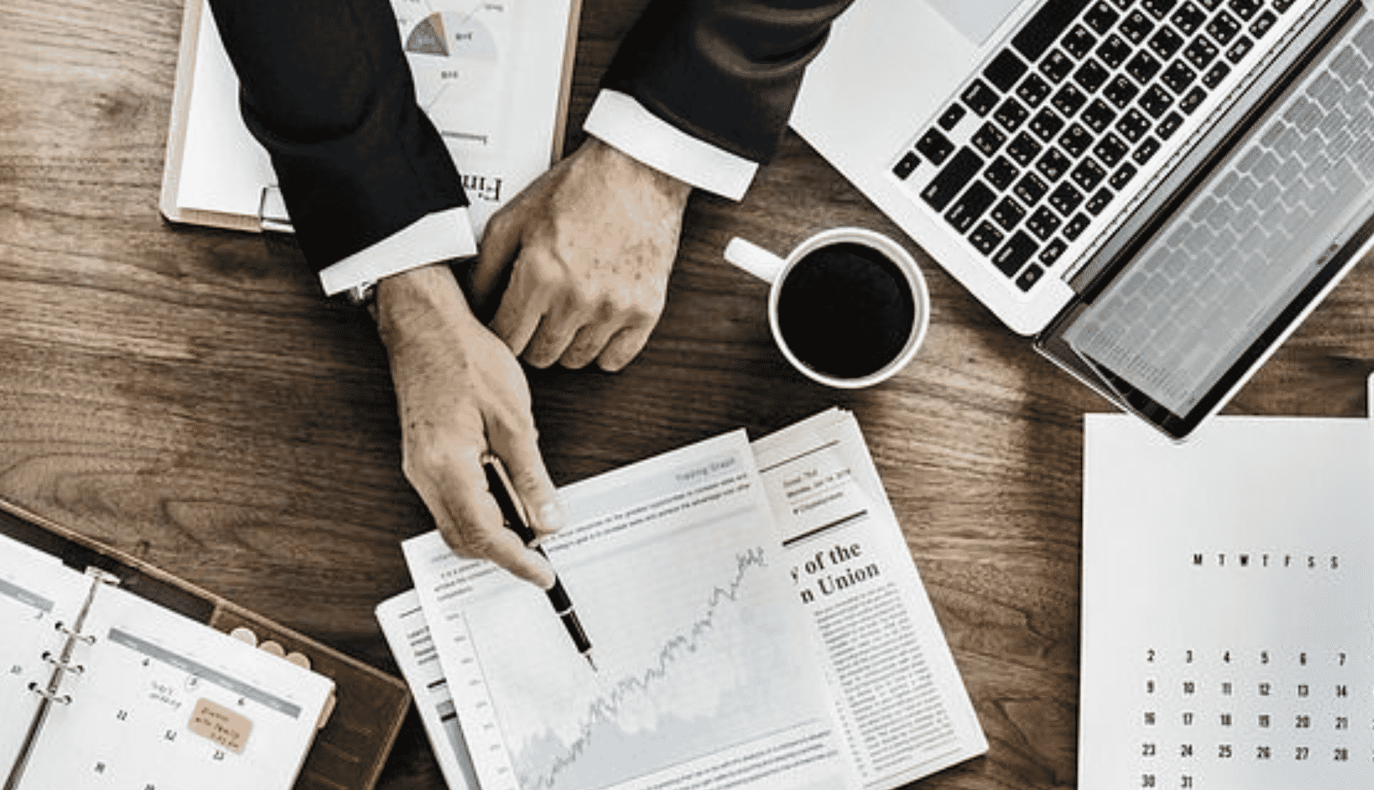 How Is Technical Analysis Different From Fundamental Analysis Of Stocks