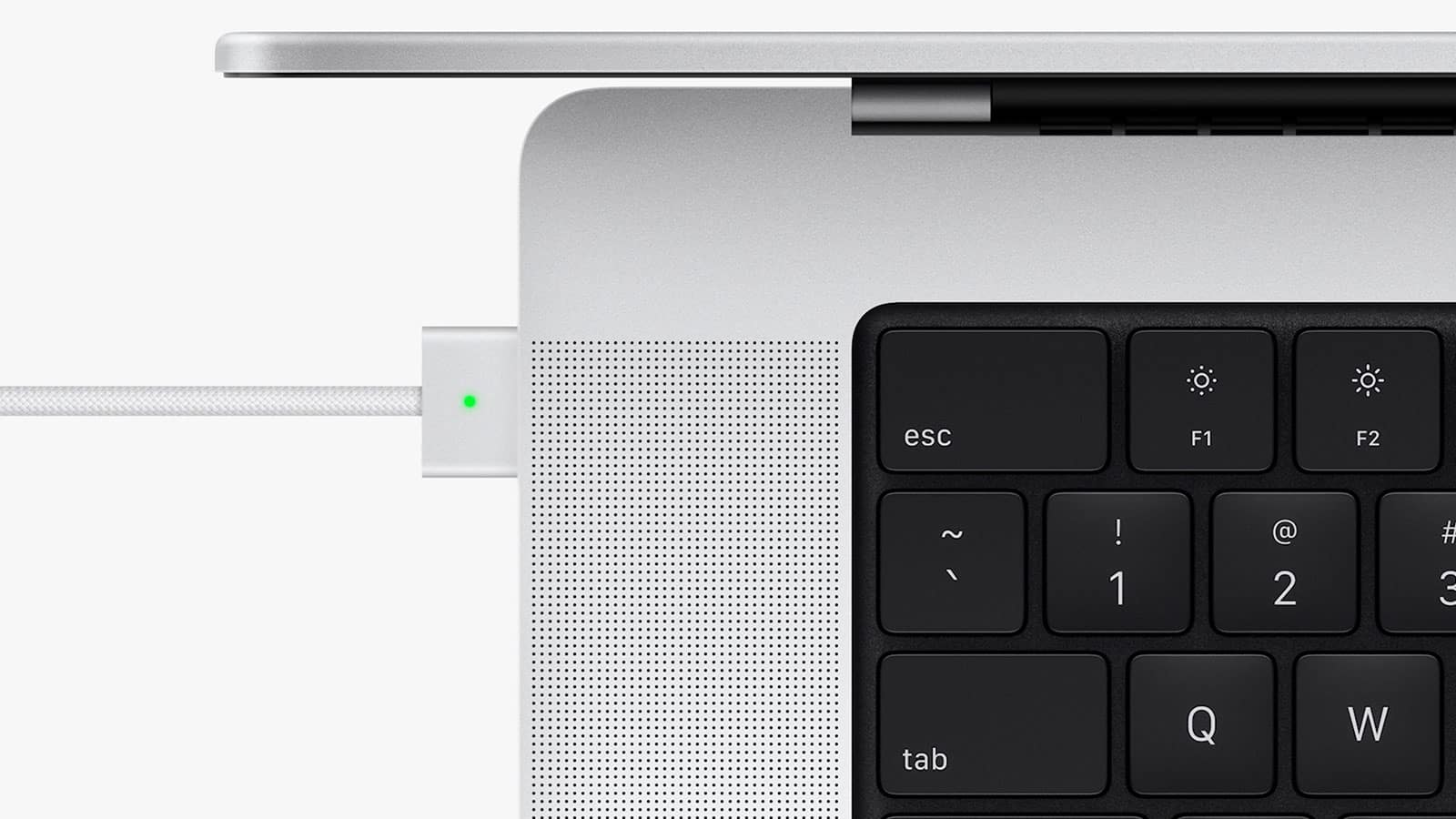16" MacBook Pro (M1 Max) users face charging issues (via MagSafe)