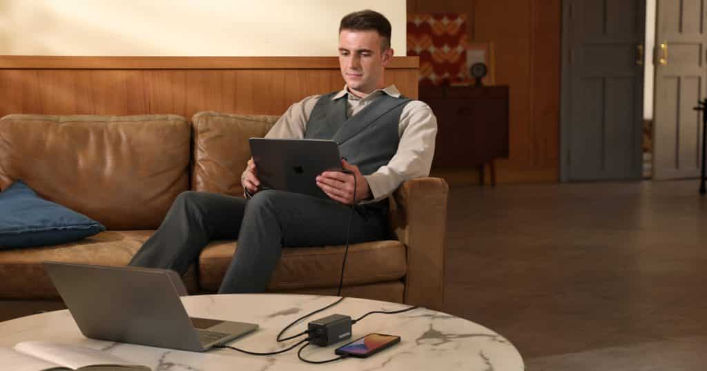 KOVOL Leads the GaN Charger Industry with Its 120W and 65W Compact Type-C Charging Stations