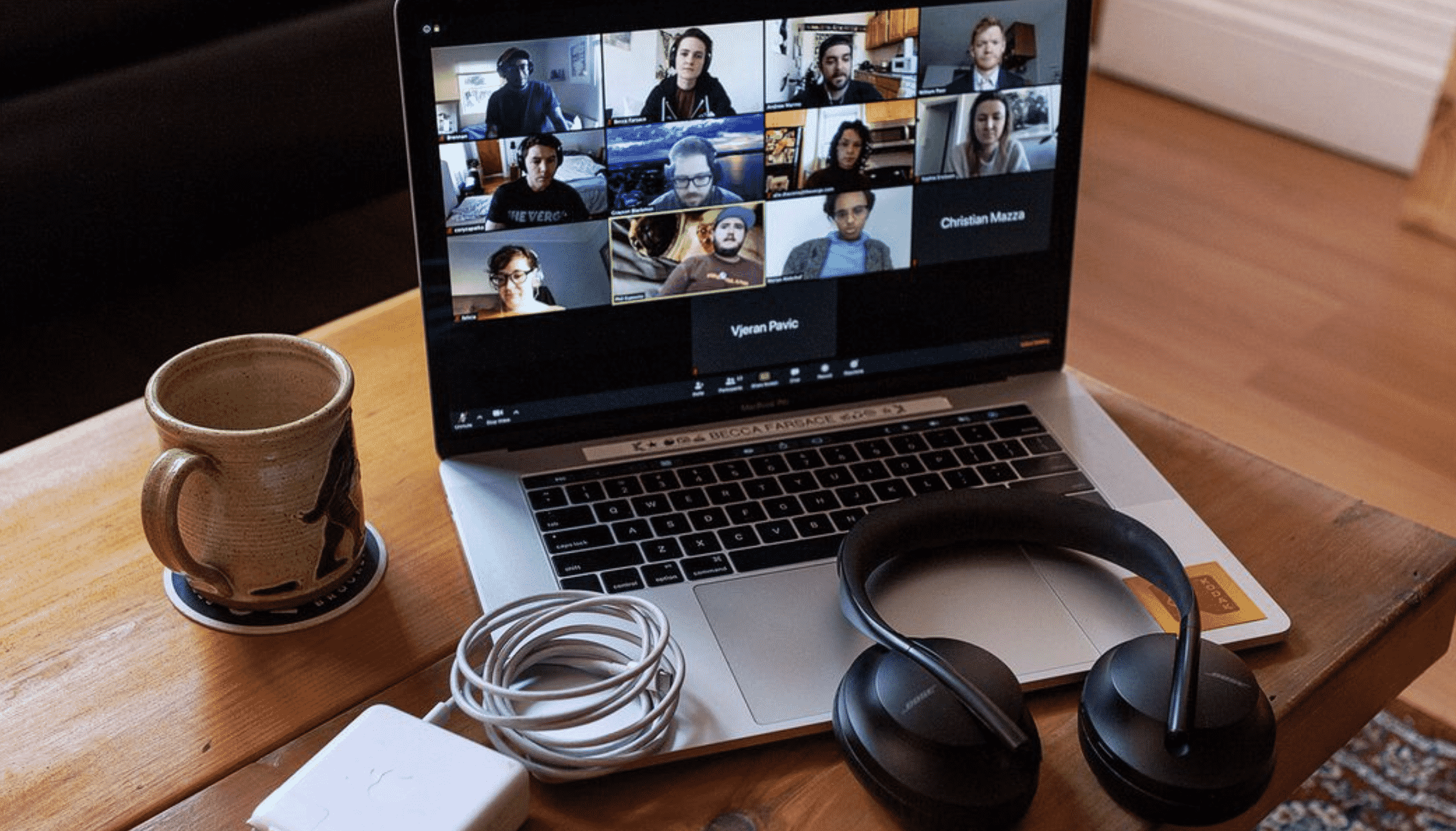 How to avoid fake meetings on the internet with consequences secure your data