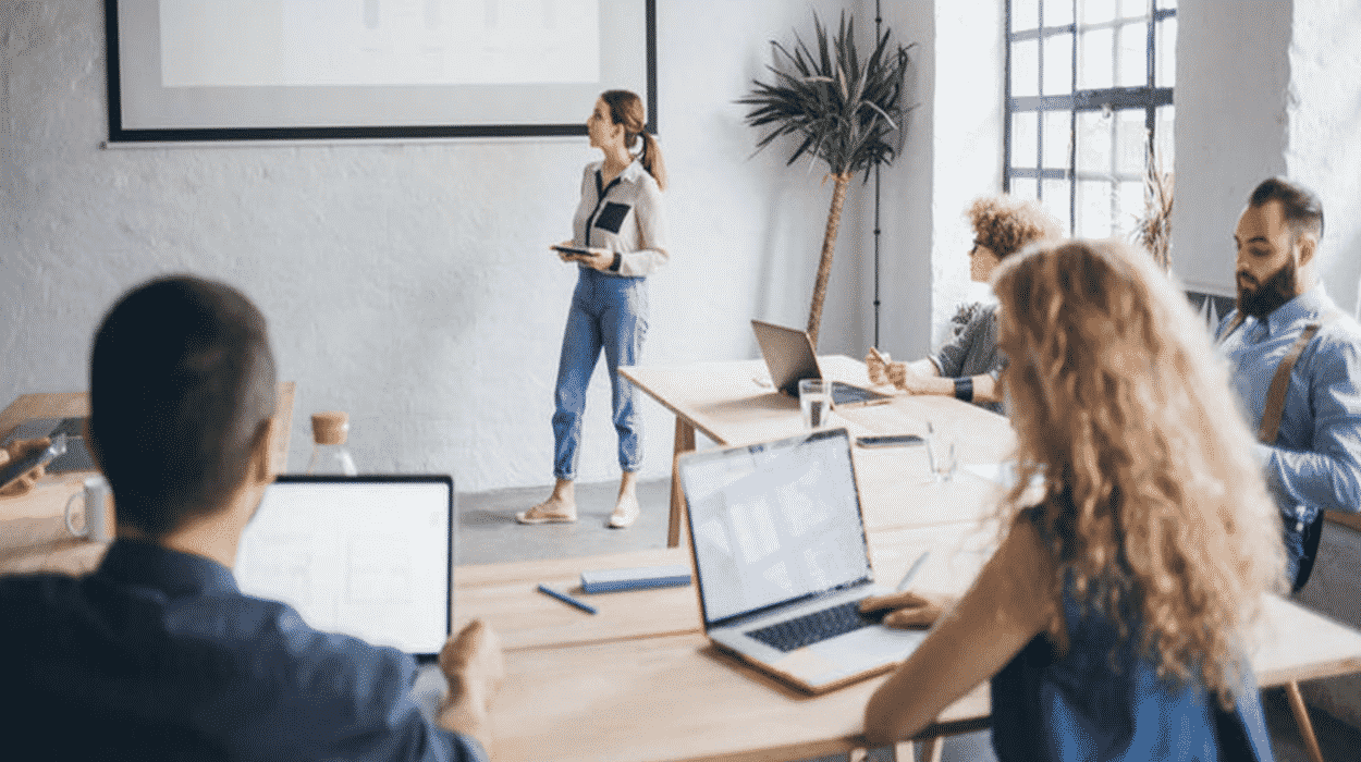 How To Make Great Technology PowerPoint Presentations Fast