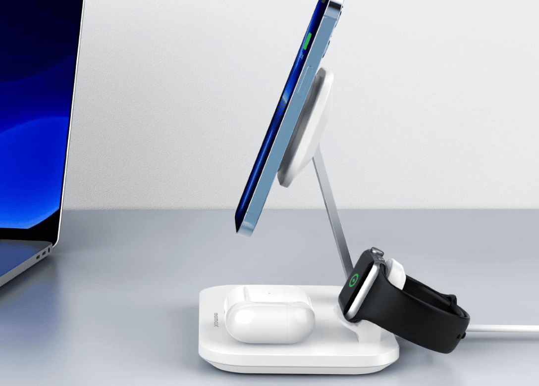 Momax 3-in-1 Wireless Charging Station