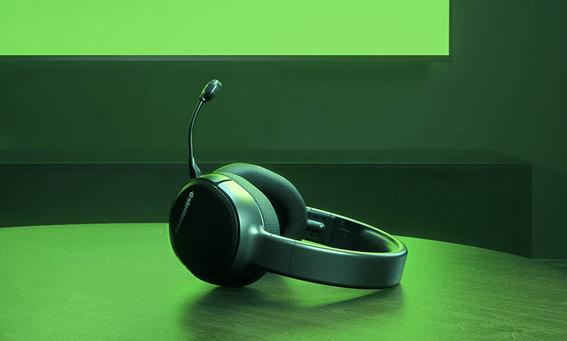 SteelSeries’ Arctis Wireless Gaming Headset