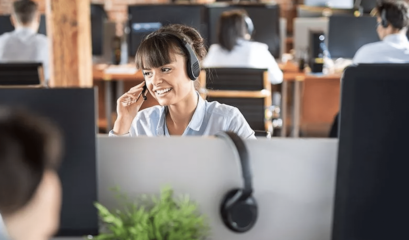 10 Benefits of Virtual Phone Numbers for Small Business