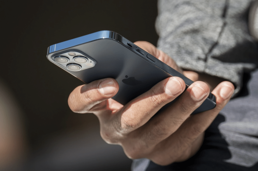 The Tech Behind a Cell Phone Repair Business