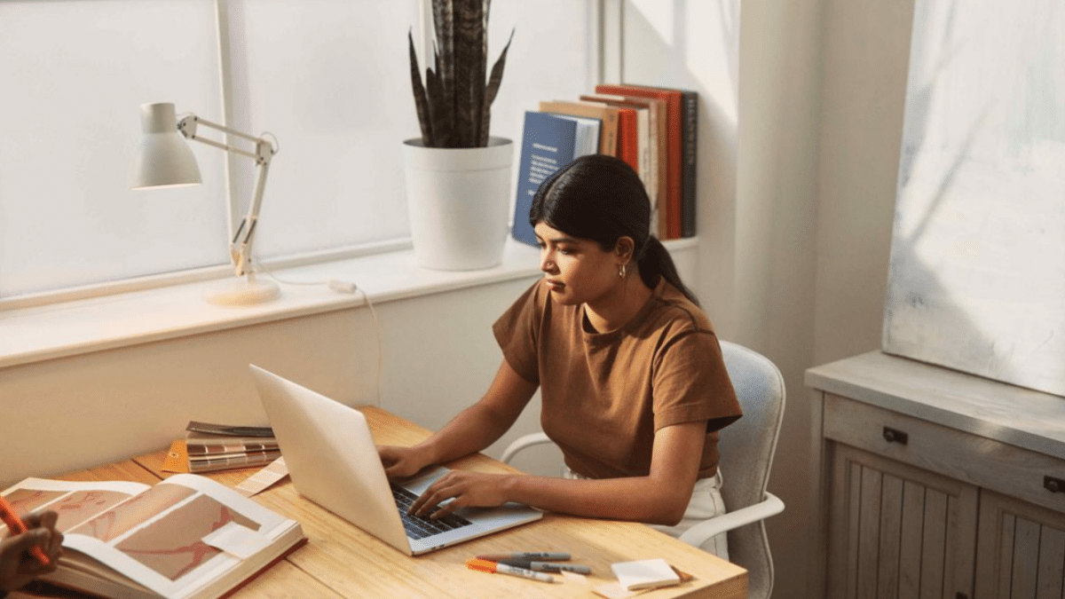 Convert Your Tech Skills to Money in the Digital Age