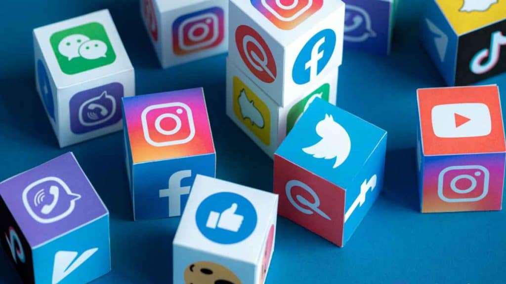 My Experience With Streamoz: How It Helped Me Grow My Twitch Channel