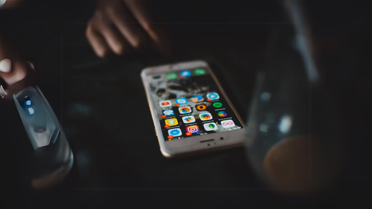 How to Track a Fake Phone Number