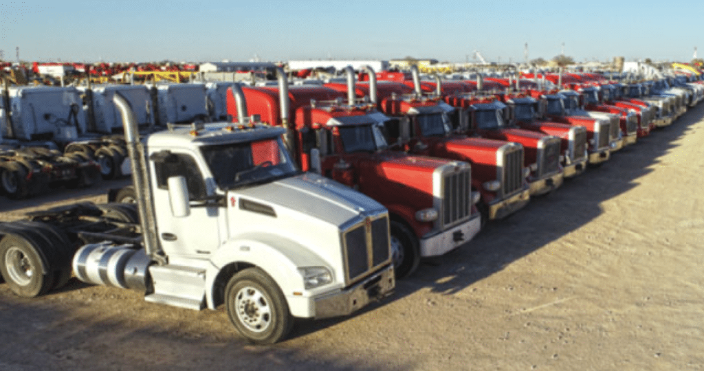 Tech and Wheels: Exploring the Intersection of Apple Gadgets and Car Auctions