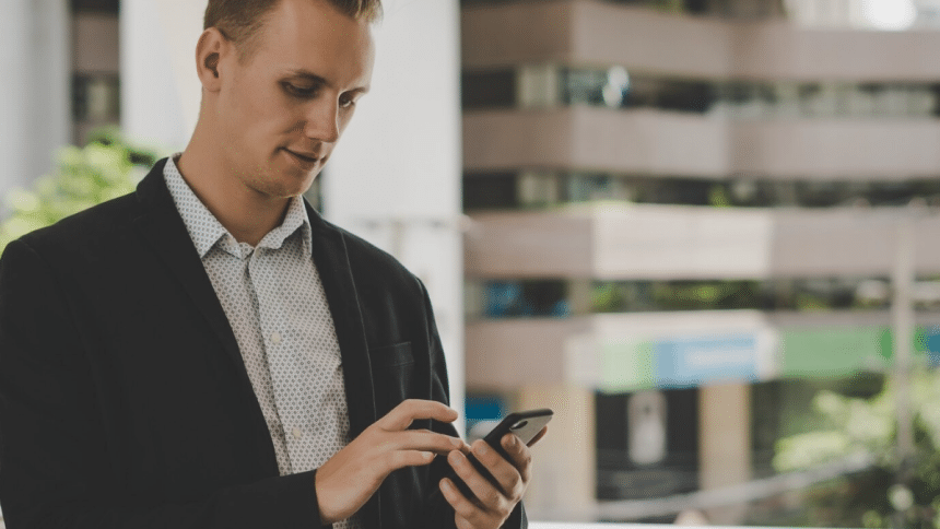 7 Mobile Apps Every Entrepreneur Needs to Stay Ahead