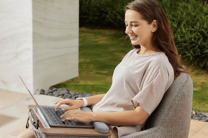 HUANUO Portable Lap Laptop Desk