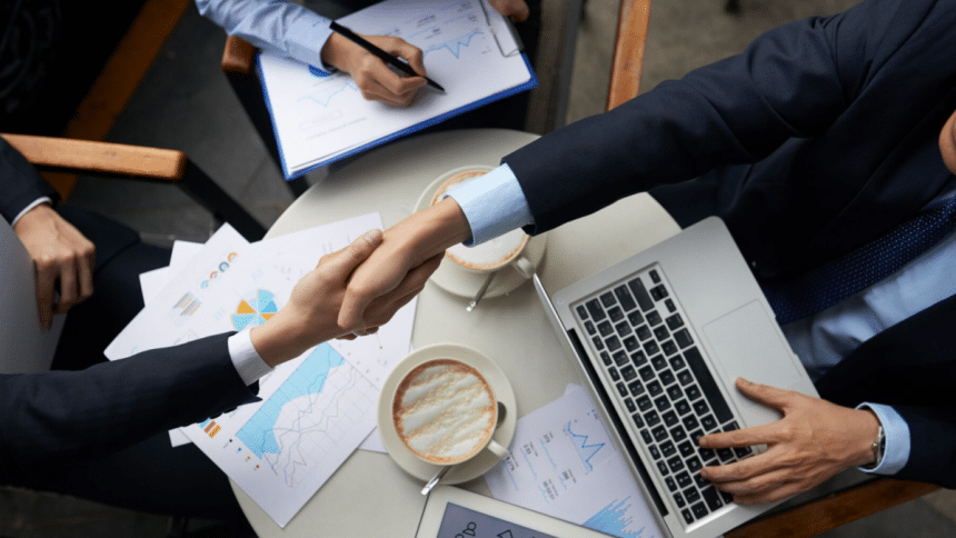 Transparency in Online Business for Customer Trust