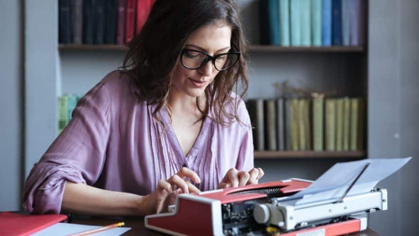 10 Best AI Essay Generators to Help with Writing Essays on Any Subject