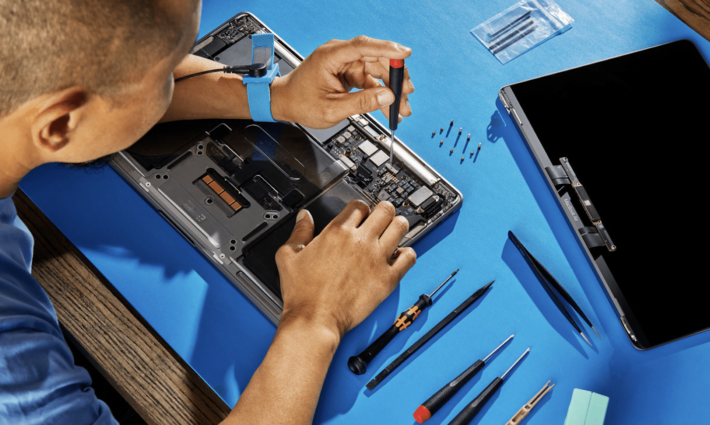 Apple Self-Repair Service