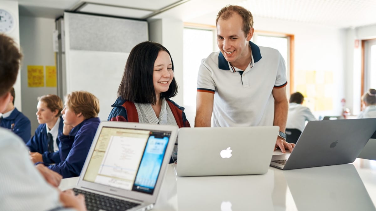 How Students Are Embracing Apple Technology on Campus