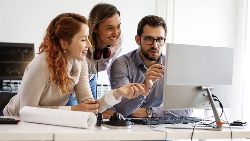 Picking the Ideal Software Development Partner for Your E-commerce Store in 2024