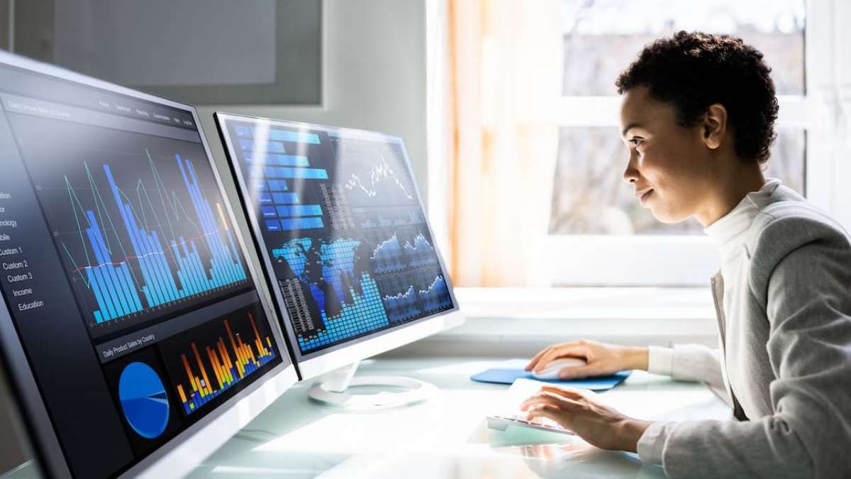 The Role of Data Analytics Apps in Shaping Future Investments