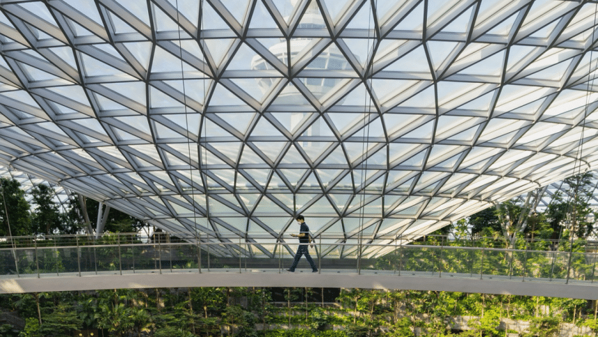 The Role of Green Building Technologies in Singapore's Sustainable Real Estate Development