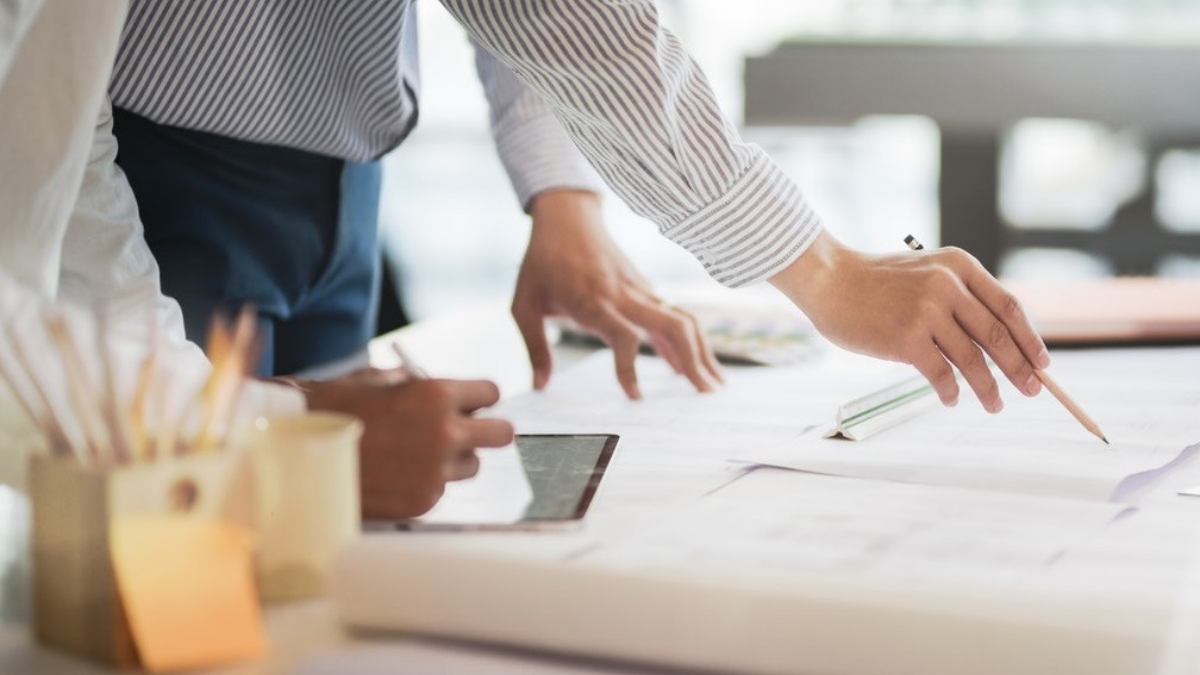 What Are the Key Differences Between HITRUST and SOC 2 Compliance?