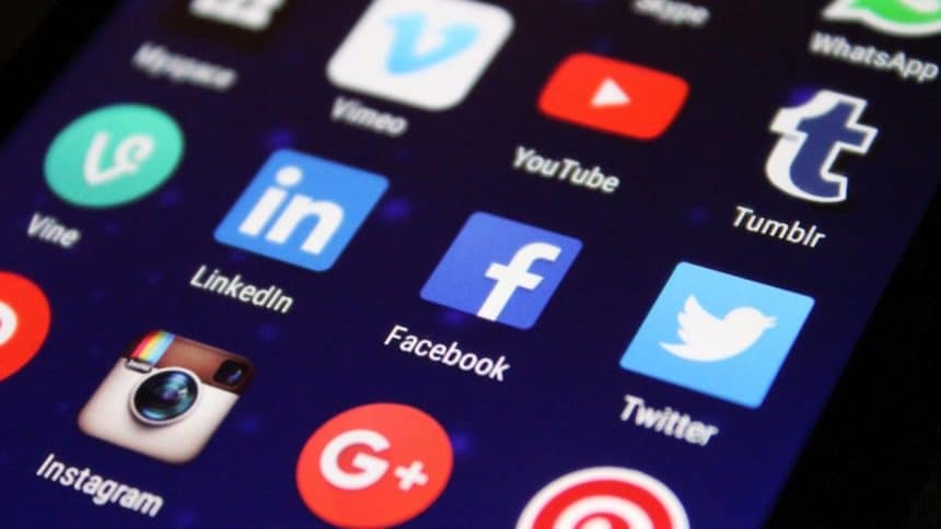 AI-Generated Review Summaries In The App Store Key Takeaways