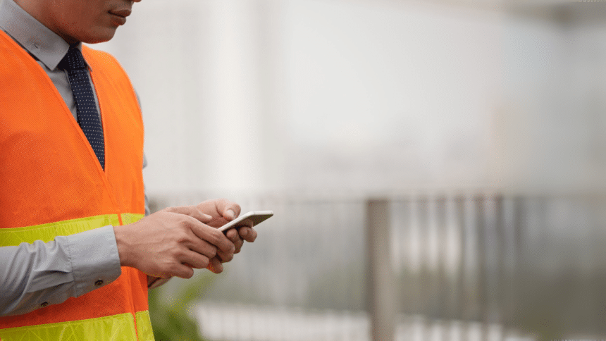 Can smartphones improve workplace safety? Let’s discover together