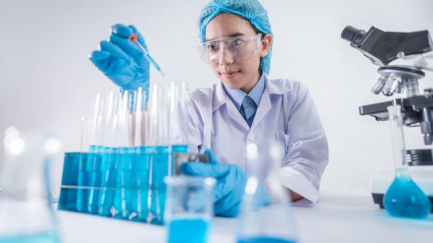 Smartphones and Science The Transformation of Goniometric Tools