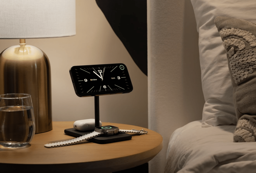 3 Deluxe MagSafe Charging Stand