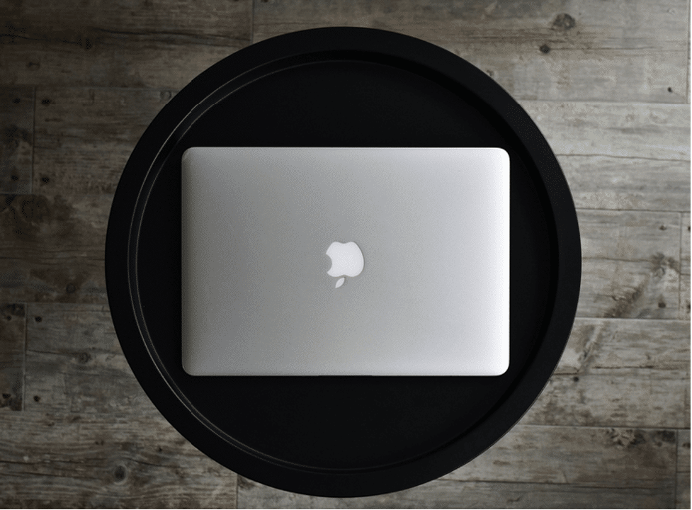 6 Reasons MacBook Air 15″ Is Better Than Intel Laptops