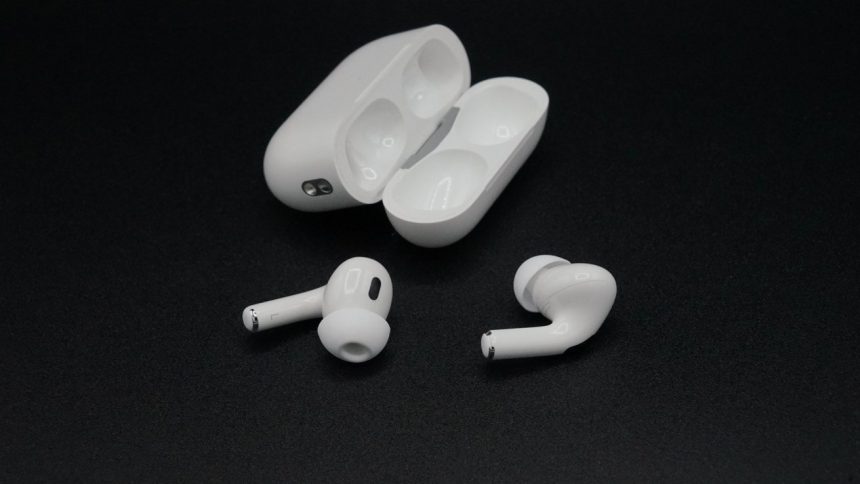 AirPods 4 and AirPods Pro 2 Get New Public Beta Firmware