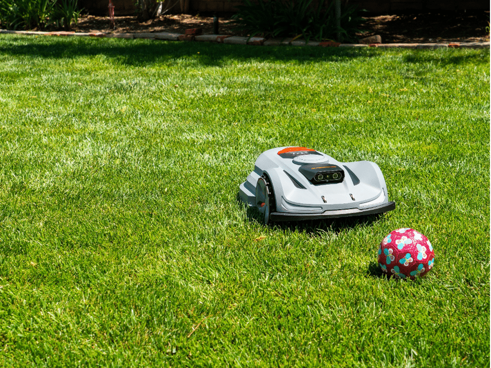 Sunseeker’s X7 Robotic Mower Handles Hills, Obstacles, and Your Weekend To-Do List