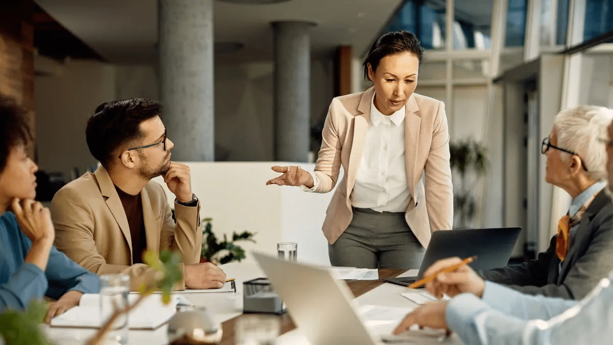 The Changing Face of Workplace Communication in 2025