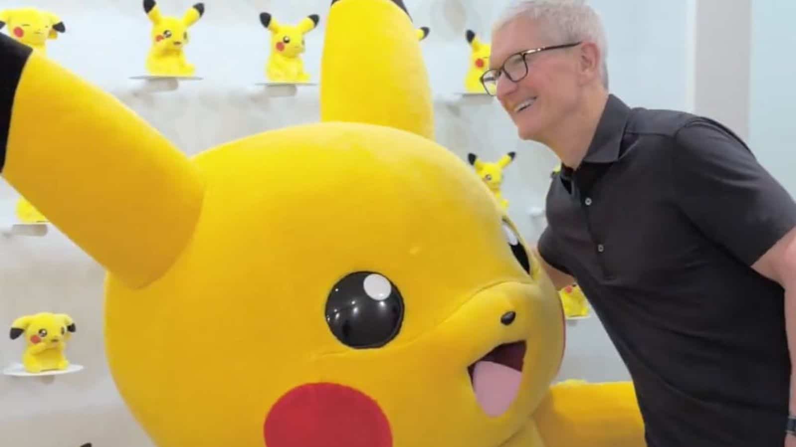 Tim Cook Visits Japan For Grand Reopening In Apple Ginza and Meets Pikachu!