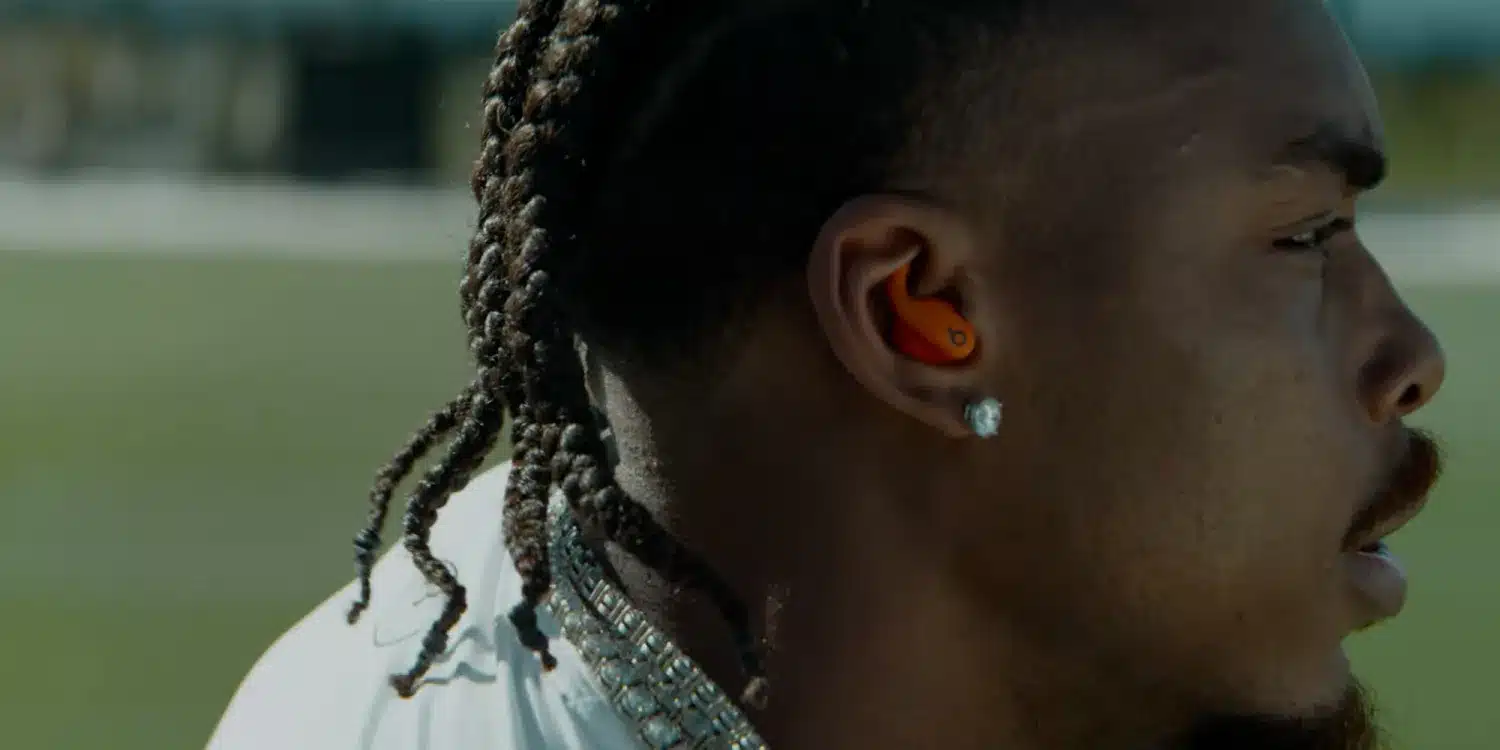 New Earbuds, the Powerbeats Fit, Teased By Apple